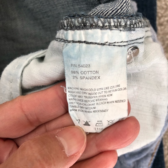 Gap Distressed Jeans - Limited Edition - Picture 5 of 5